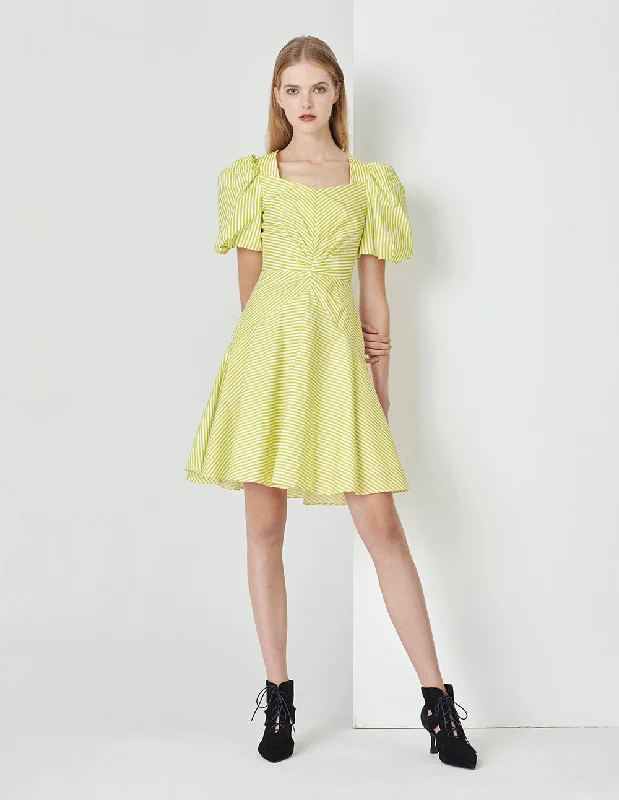 MARYLING Yellow And White Striped Pleated Wavy Dress