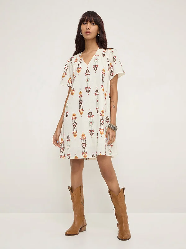 Bombay Paisley Off-White Ikat Printed Cotton A-Line Dress