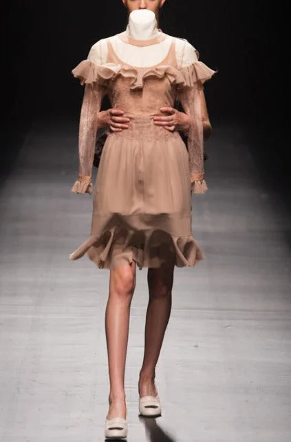 motonari ono DRESS