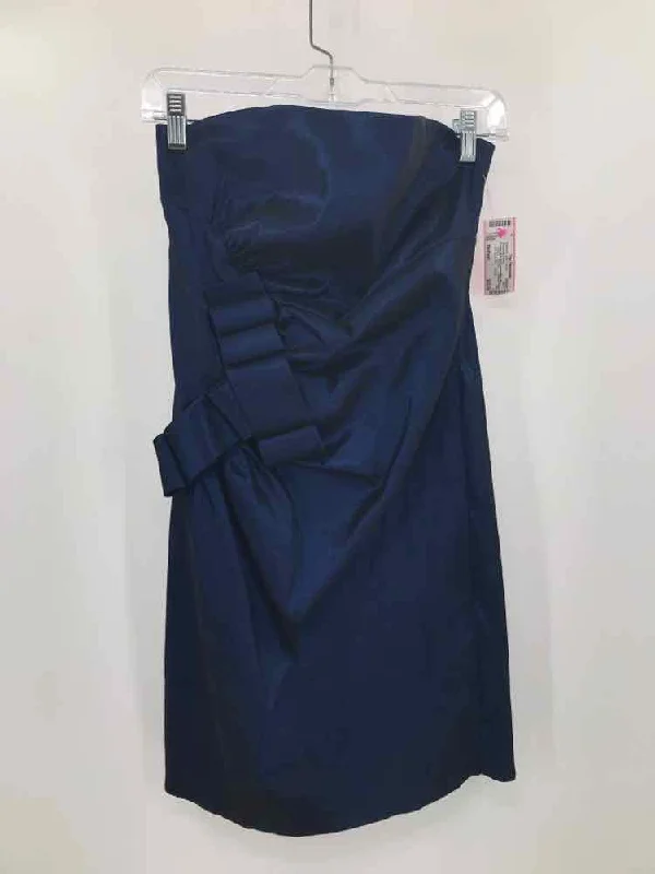 Pre-Owned Romeo & Juliet Couture Blue Size Medium Short Strapless Dress