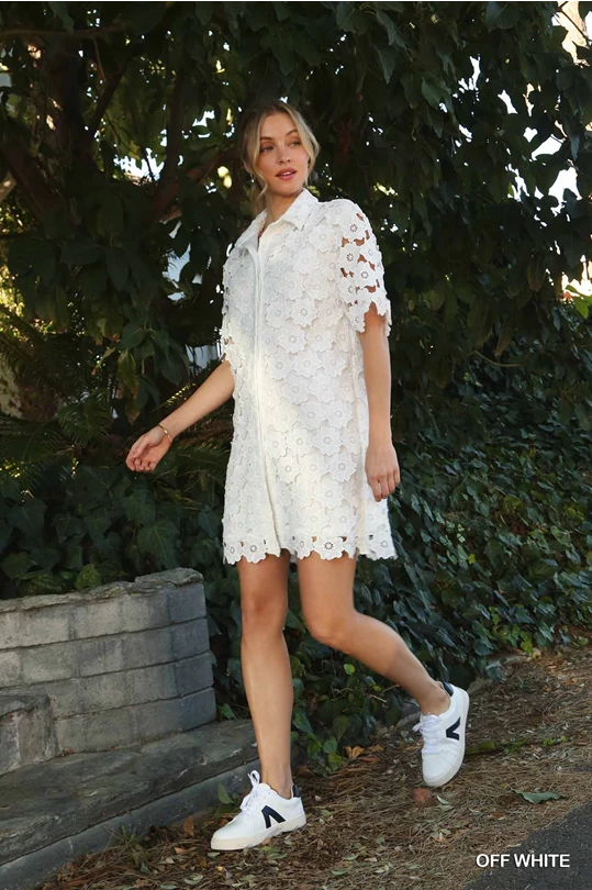 Dedication lace dress