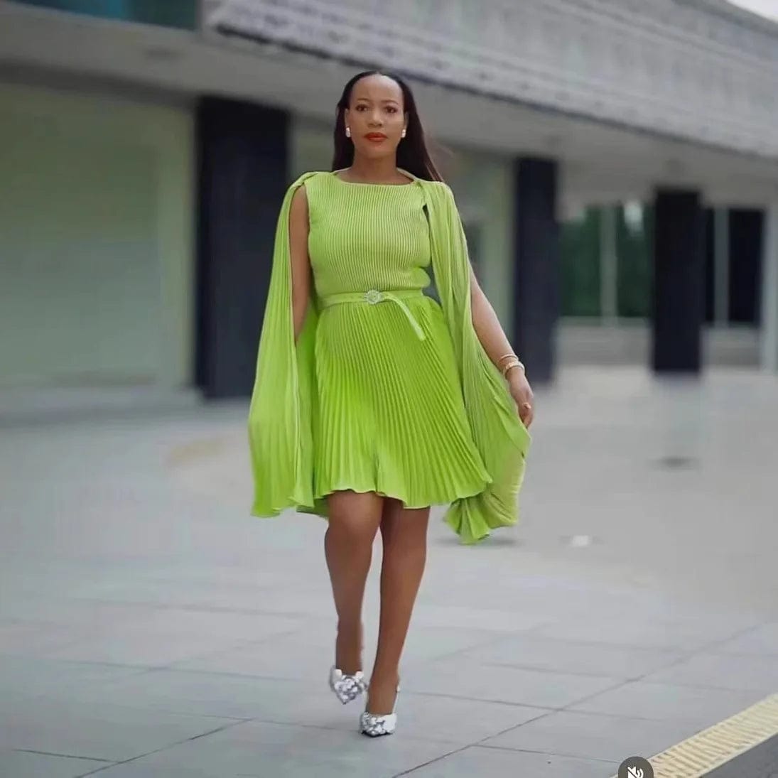 Miyake Fold 2024 Autumn New Fashion Dress Temperament Elegant Solid Color Explosion Loose Dresses Women's Clothing