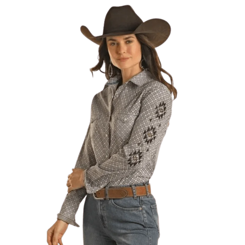 Panhandle Women's Diamond Print Long Sleeve Western Snap Shirt RWN2S02812 Relaxed Fit Short Blouse Panhandle Women's Diamond Print Long Sleeve Western Snap Shirt RWN2S02812 Relaxed Fit Short Blouse