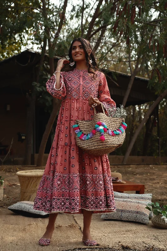 Juniper Peach Geometric Printed Pure Cotton Tiered Maxi Dress. Elegant Silk Maxi Dress