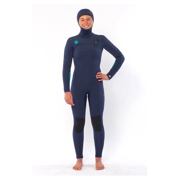 Sisstrevolution 7 Seas 5/4mm Hooded Chest Zip Wetsuit - Strong Blue Hoodie with Magnetic Closure Innovative Modern Sisstrevolution 7 Seas 5/4mm Hooded Chest Zip Wetsuit - Strong Blue Hoodie with Magnetic Closure Innovative Modern