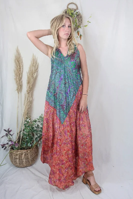Siren Maxi Dress - Paprika and Parakeet Paisley Forrest - Vintage Indian Silk - M/L Fashionable Maxi Dress with Fringe Siren Maxi Dress - Paprika and Parakeet Paisley Forrest - Vintage Indian Silk - M/L Fashionable Maxi Dress with Fringe